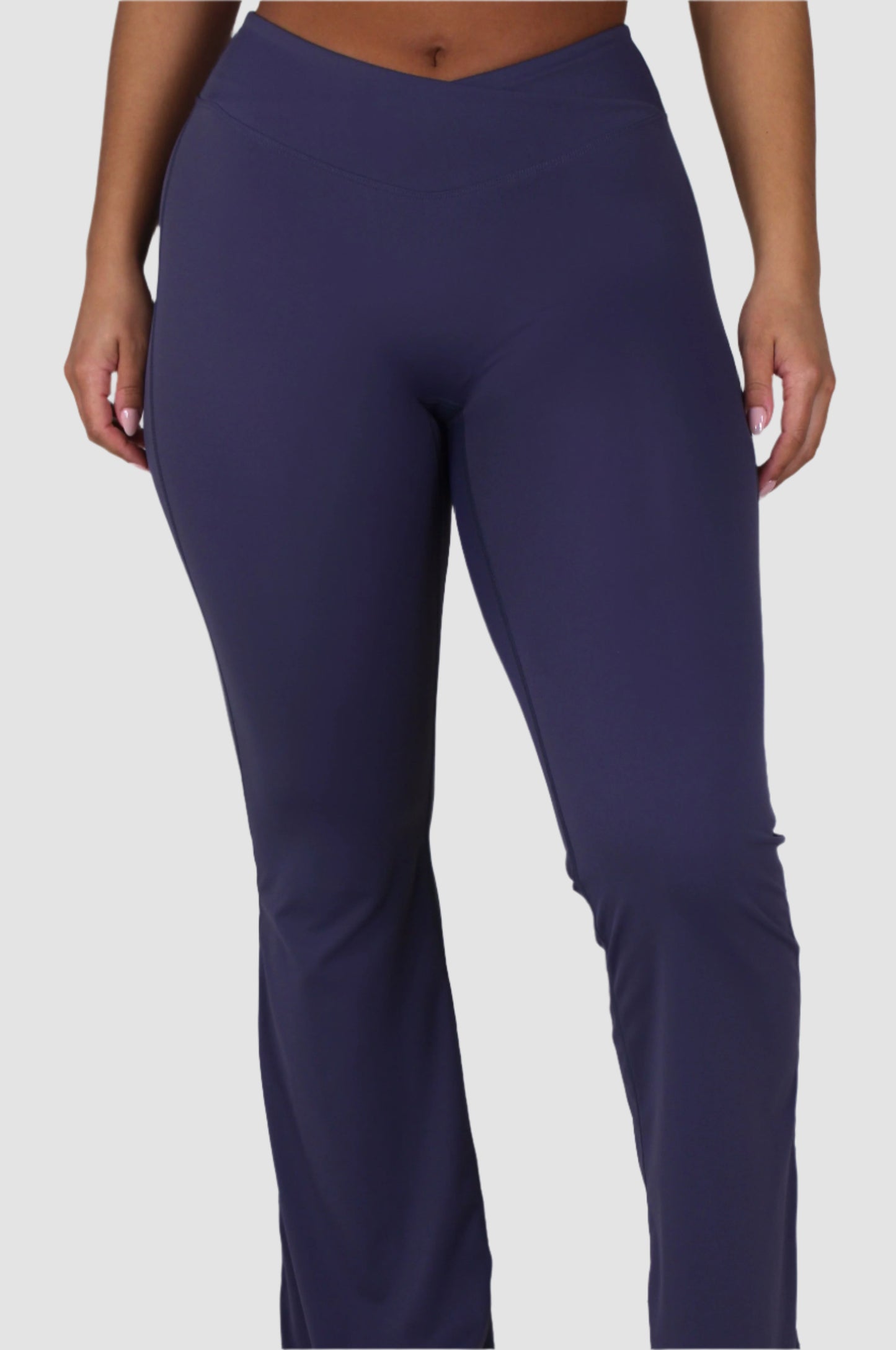 Navy Aivvia Athletics high-waist flare yoga pants, women’s bootcut active bottoms for yoga, pilates, and everyday style.