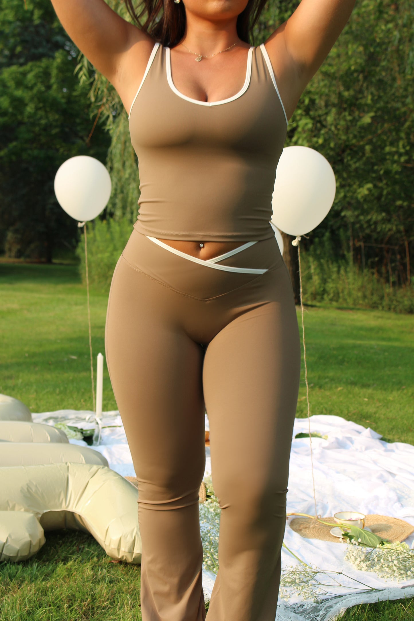 GLINT YOGA PANTS