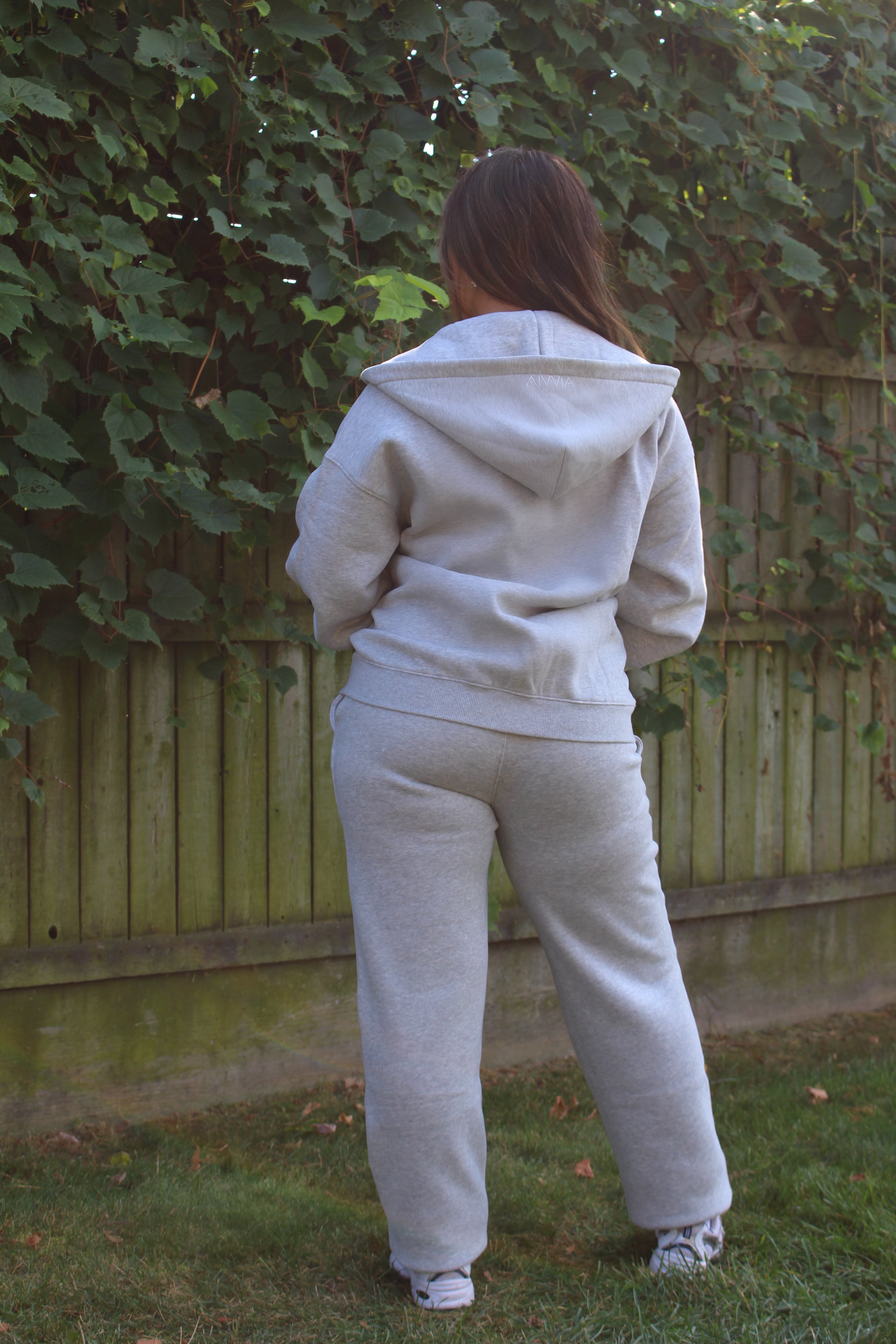 NEST SWEATPANTS