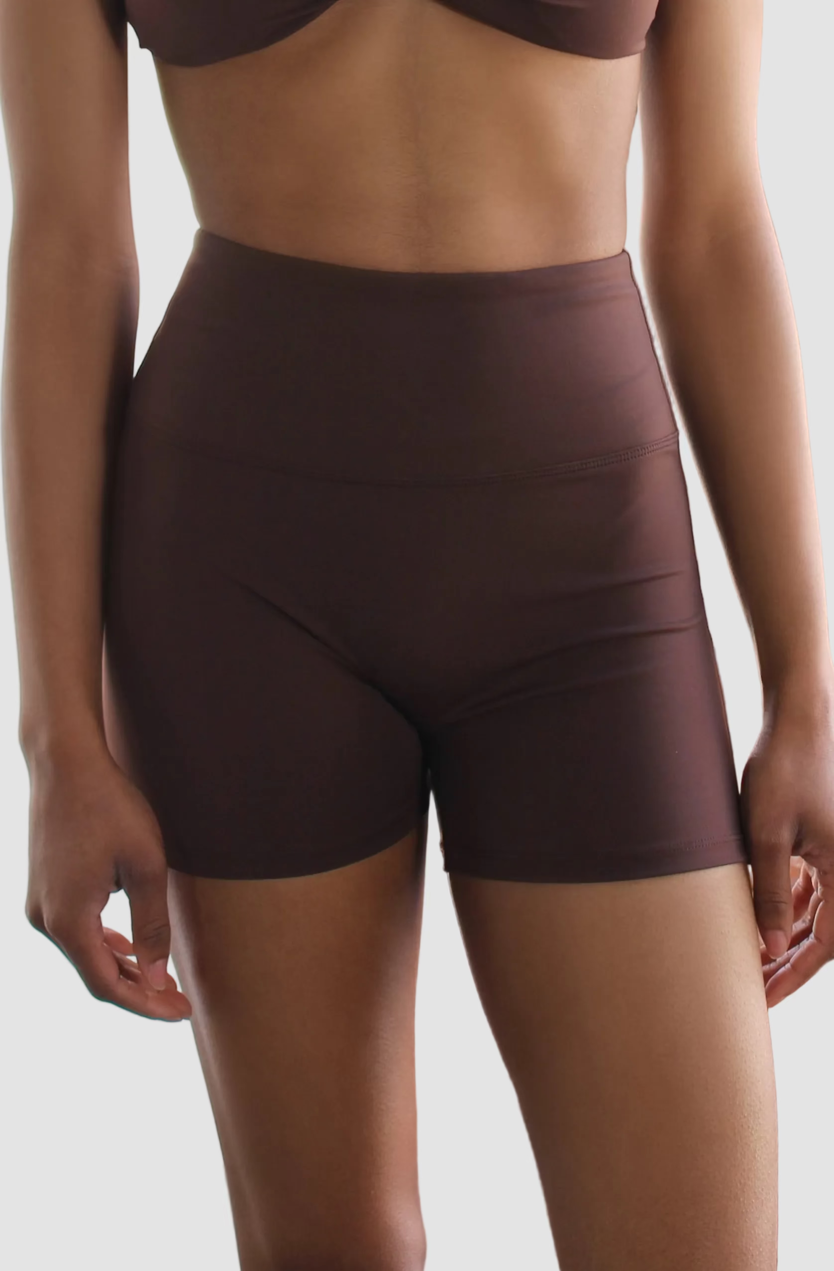 BARE SHORTS
