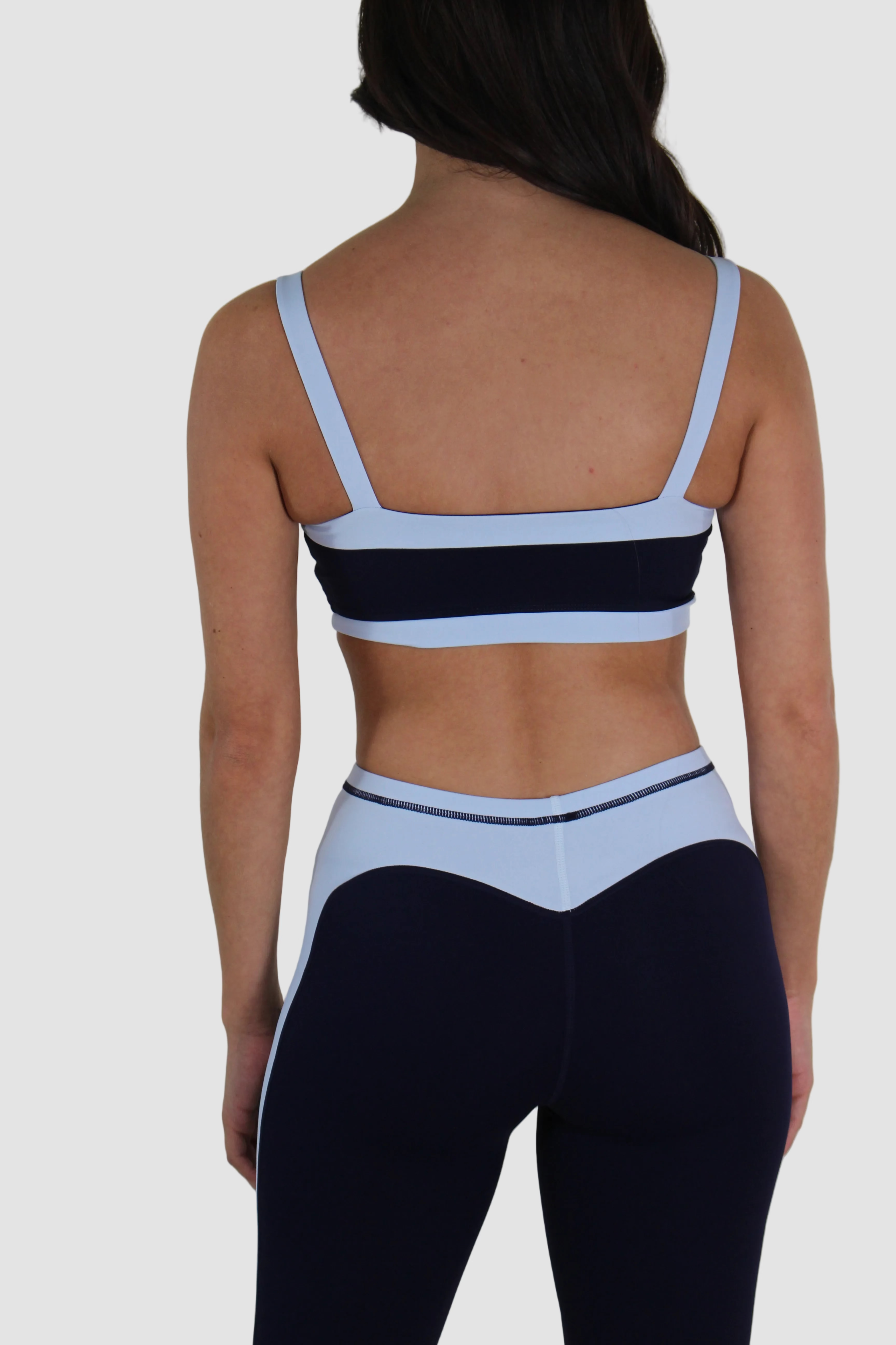 AIVVIA Athletics RIVIERA Bra, racerback sports bra with contrast side stripe