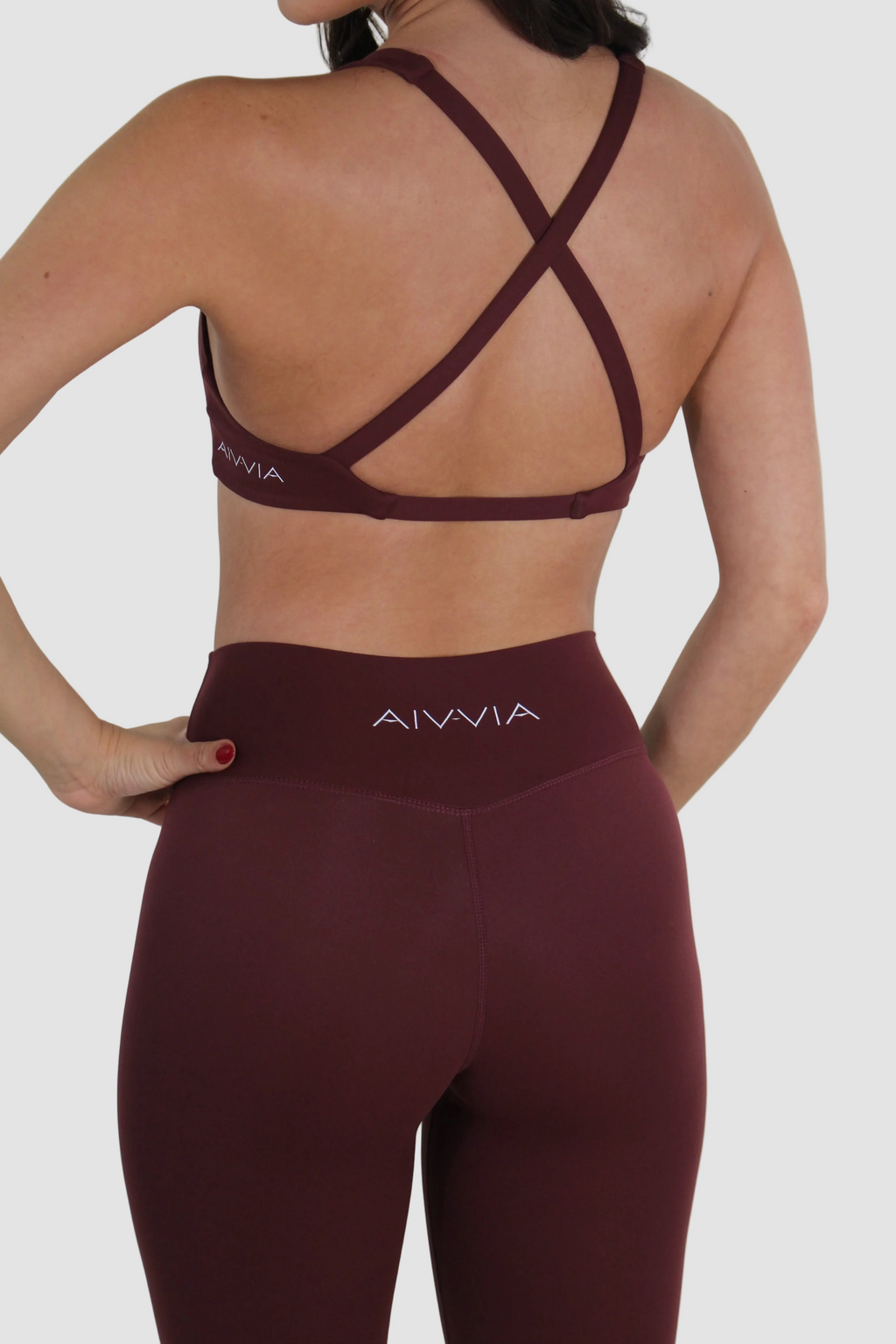 AIVVIA Athletics VIENNA Bra, square neck sports bra